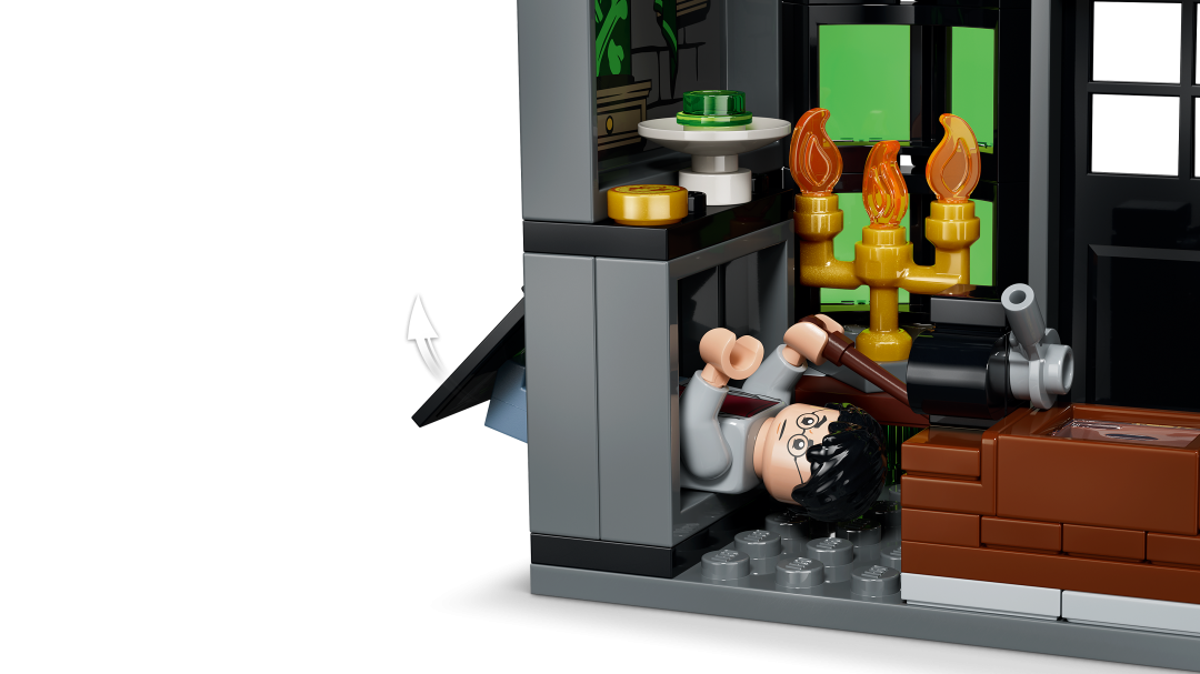 LEGO Harry Potter Knockturn Alley Wizarding Shops Set 76471
