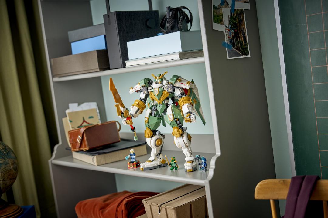 LEGO NINJAGO Lloyd's Titan Mech 15th Anniversary Set 71860