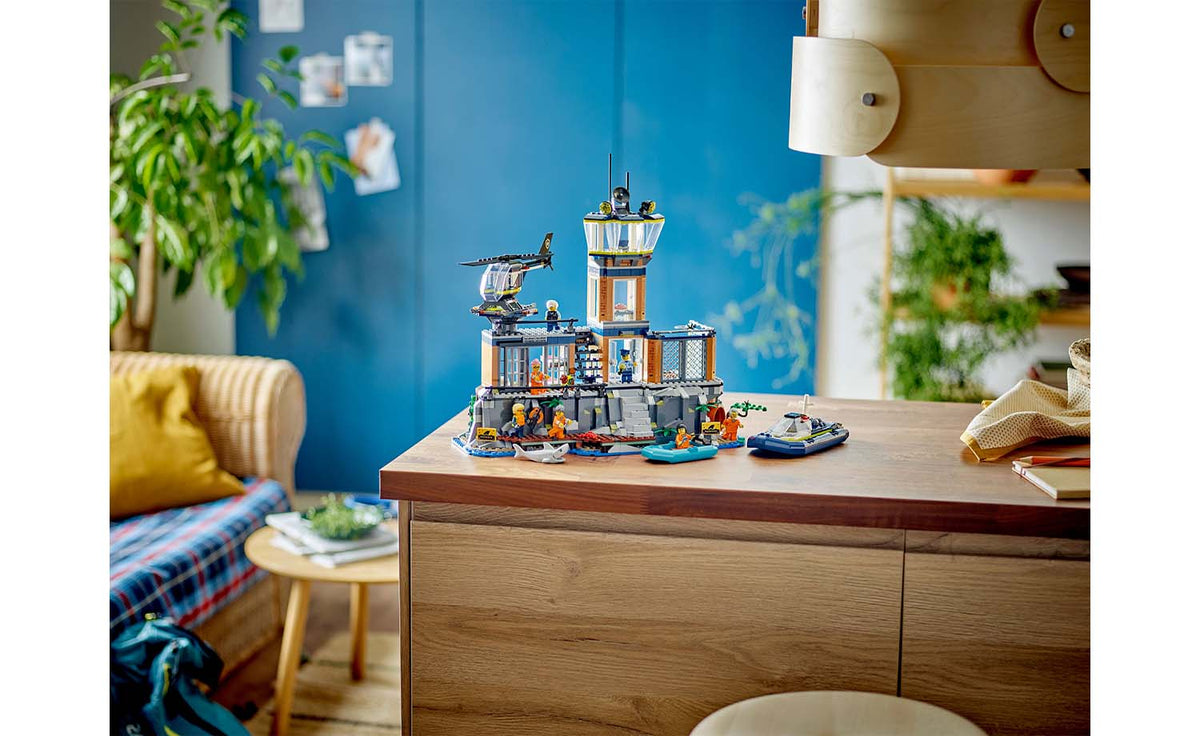 LEGO City Police Prison Island Set 60419