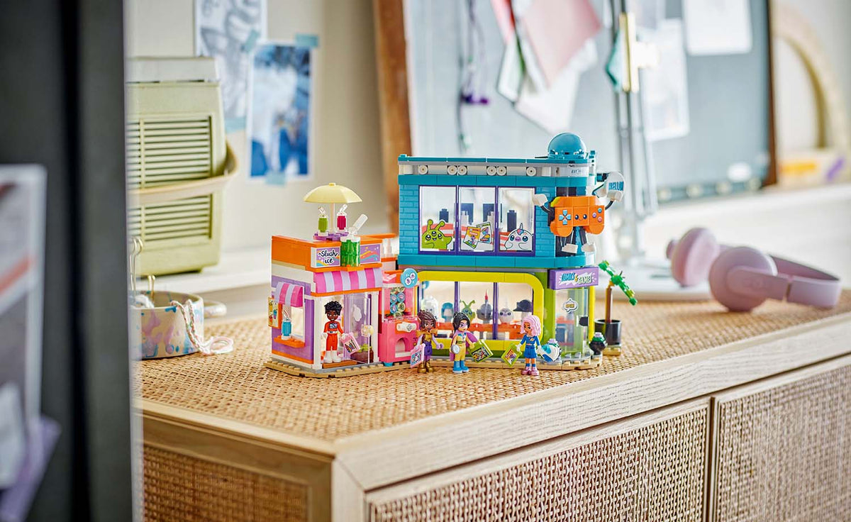 LEGO Friends Comic Book and Game Shop Set 42674