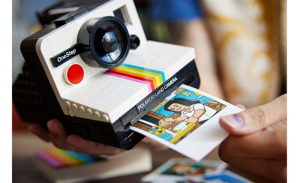 LEGO Ideas Polaroid OneStep SX-70 Camera Set 21345