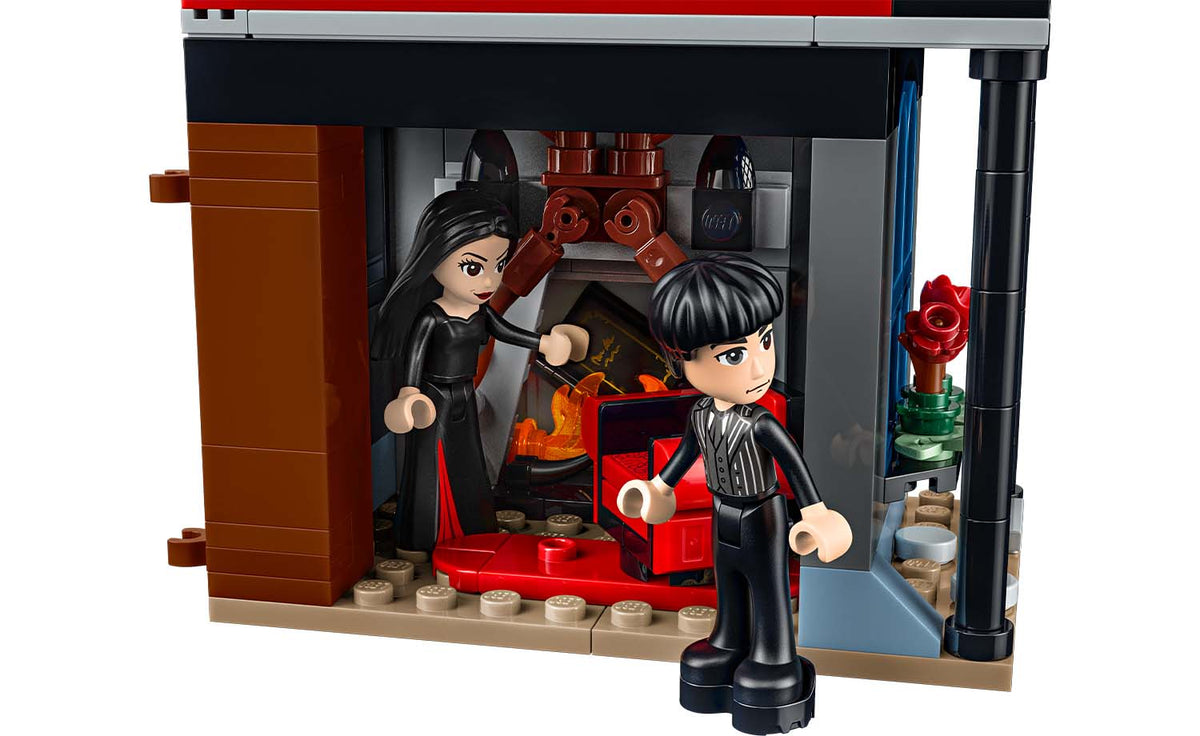 LEGO Wednesday Morticia's Cottage Set 76786