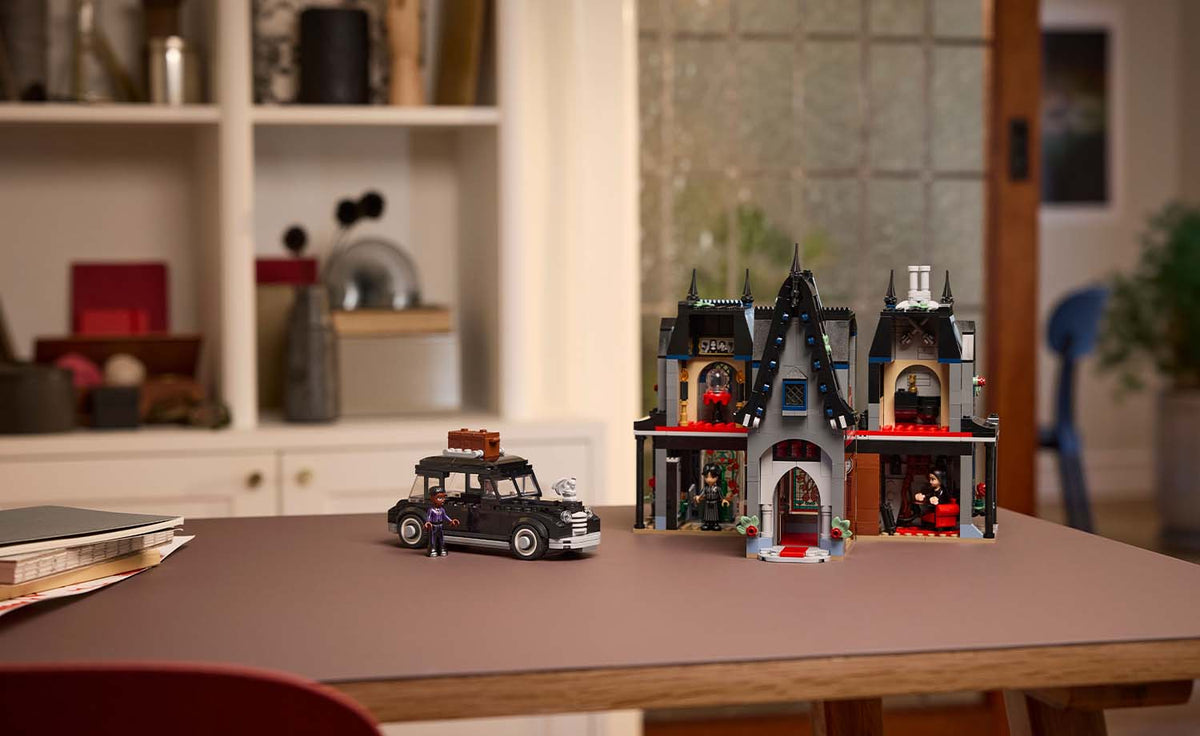 LEGO Wednesday Morticia's Cottage Set 76786