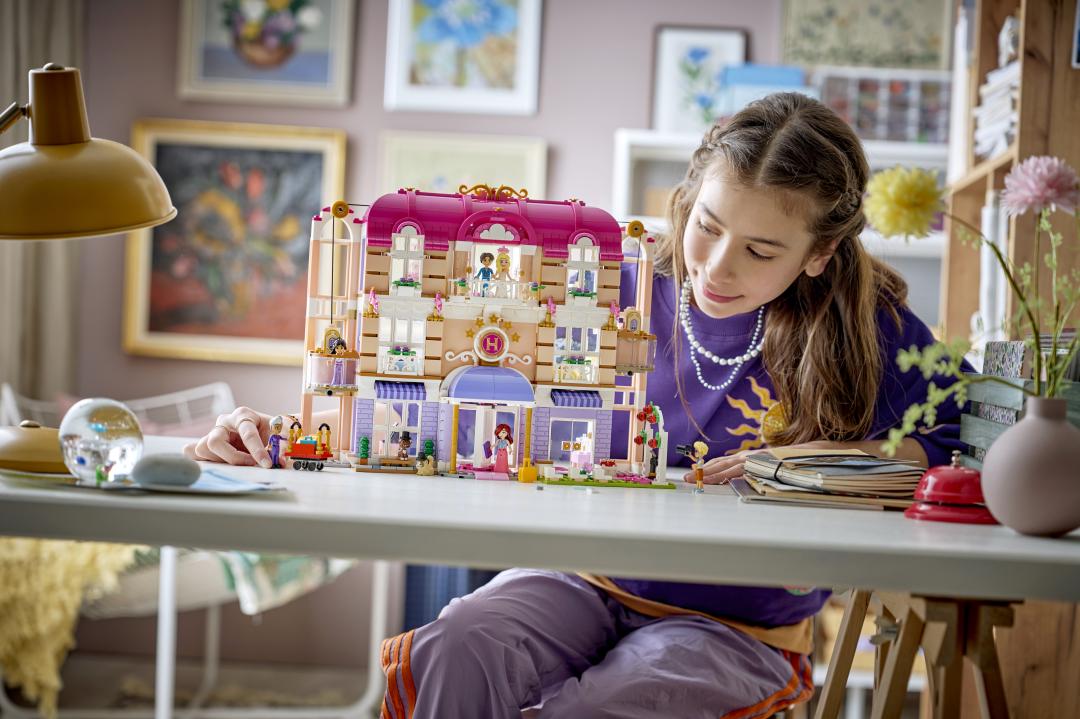 LEGO Friends Heartlake City Grand Hotel Set 42704