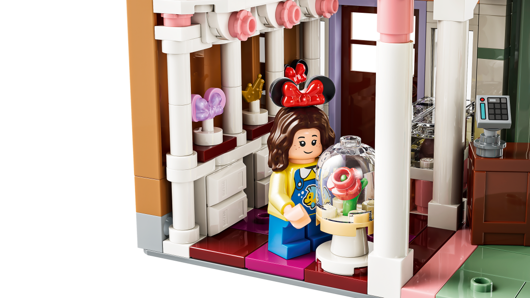 LEGO Disney Main Street, U.S.A. Set 43302