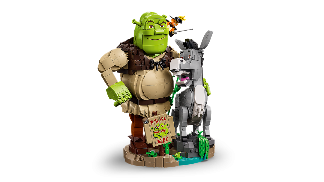 LEGO ICONS Shrek, Donkey & Puss in Boots Set 72423