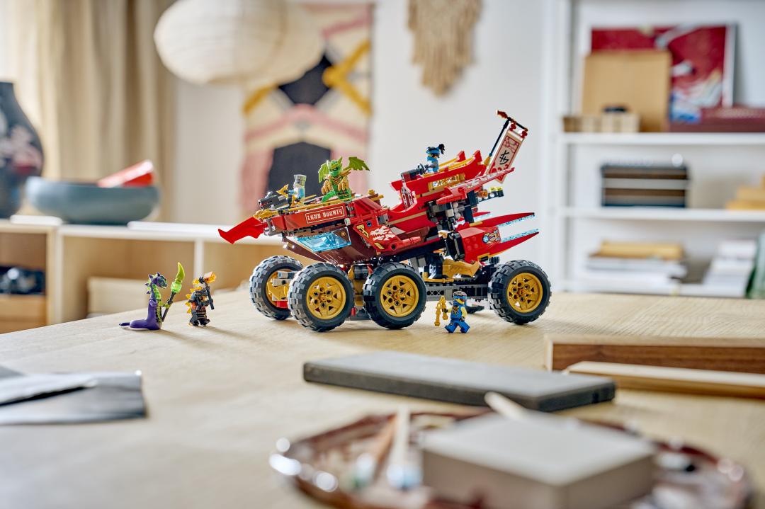 LEGO NINJAGO Land Bounty Set 71869