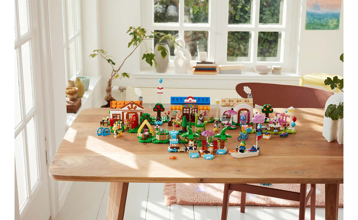 LEGO Animal Crossing Nook's Cranny & Rosie's House Set 77050