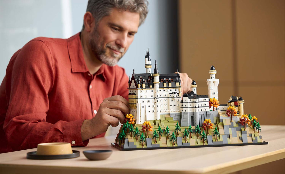 LEGO Architecture Neuschwanstein Castle Set 21063
