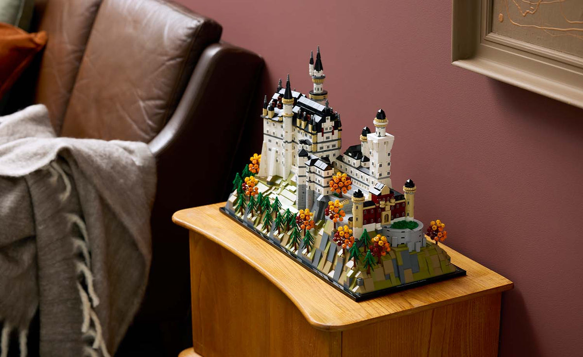 LEGO Architecture Neuschwanstein Castle Set 21063