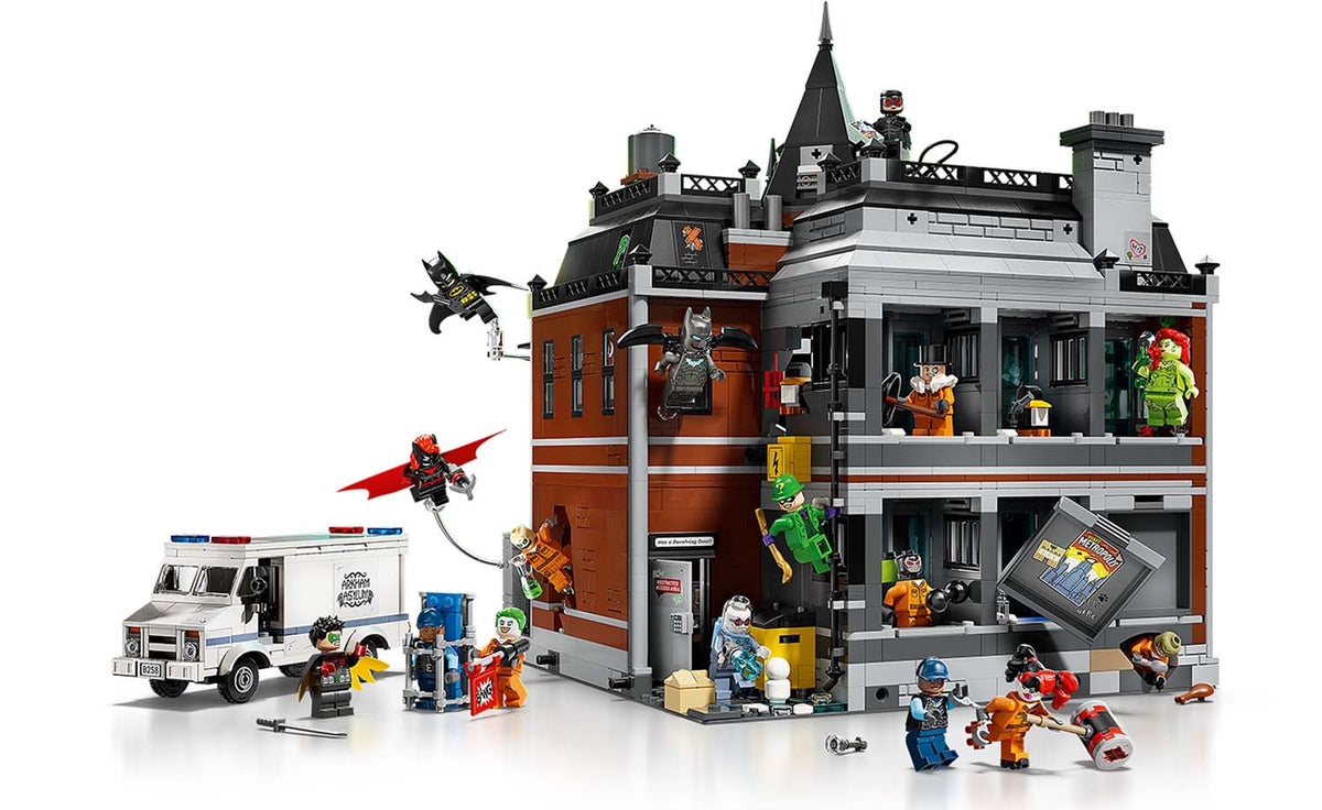 LEGO DC Arkham Asylum Set 76300