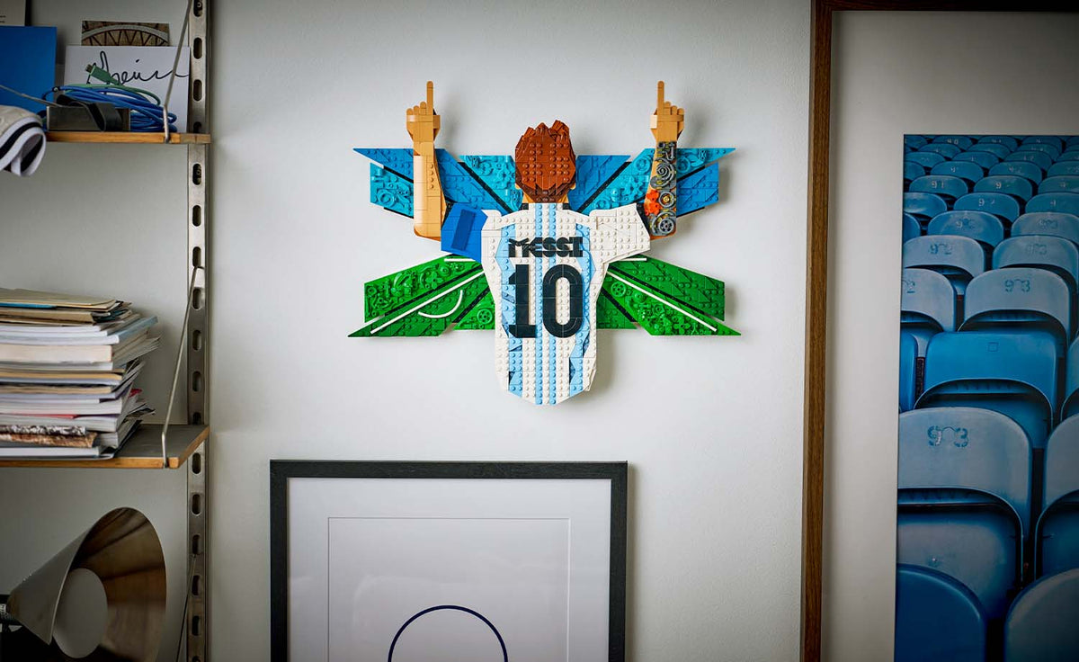 LEGO Editions Lionel Messi – Celebration Set 43018