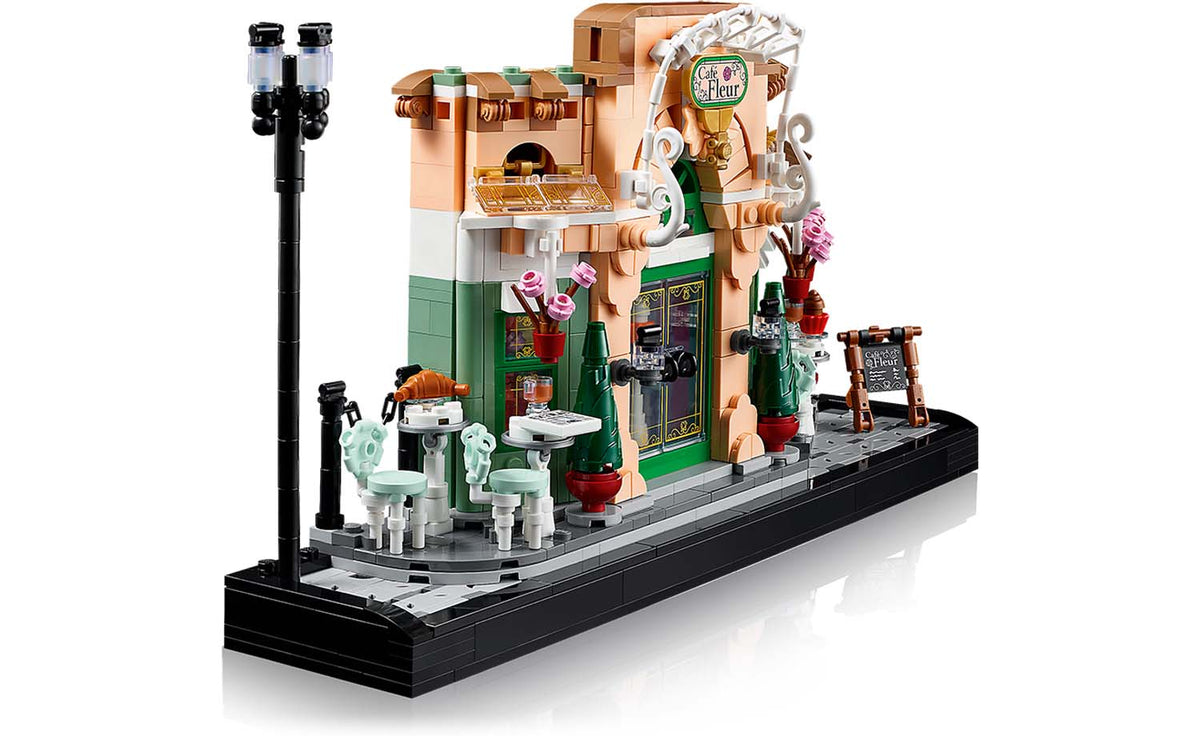 LEGO ICONS French Café Set 10362