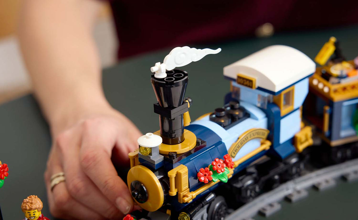 LEGO ICONS Holiday Express Train Set 10361