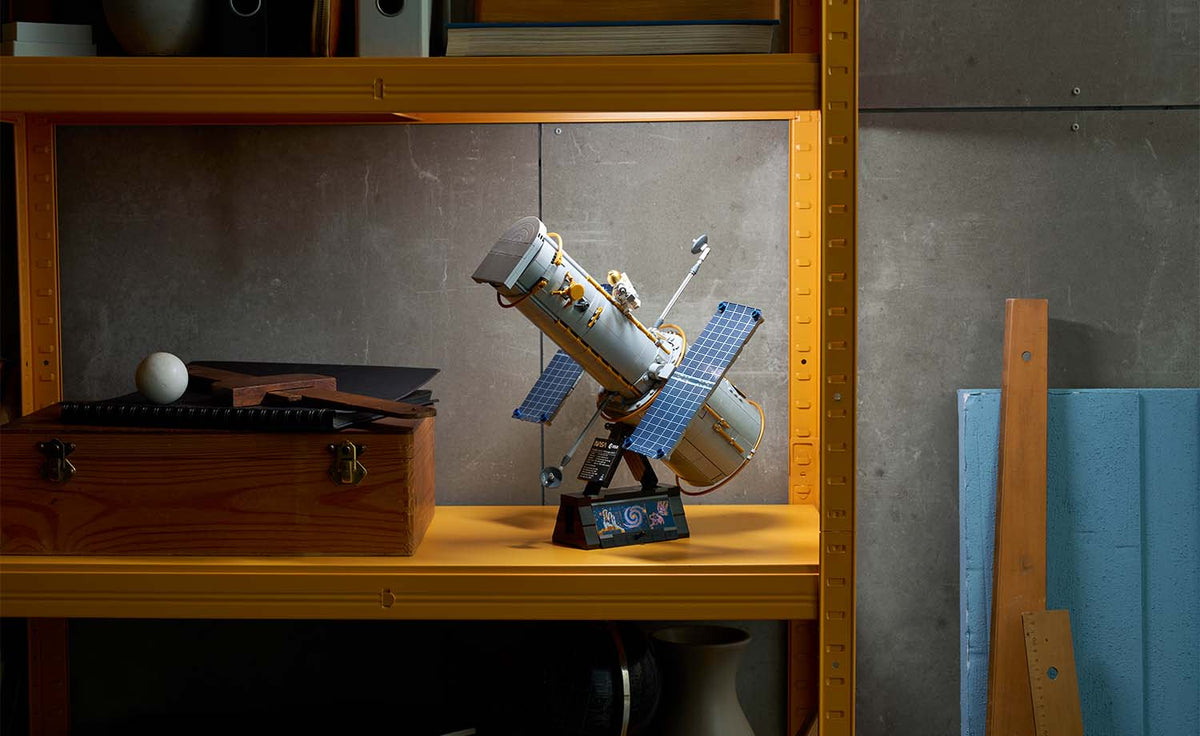 LEGO ICONS Hubble Space Telescope Set 11382