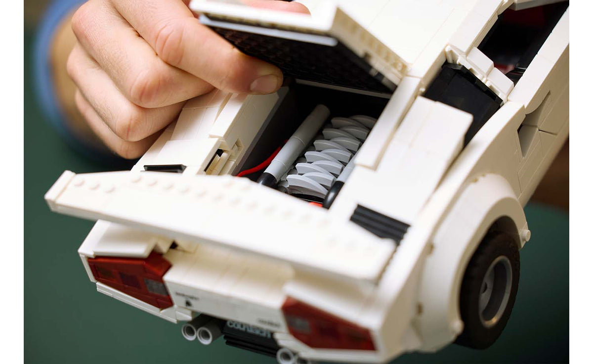 LEGO ICONS Lamborghini Countach 5000 Quattrovalvole Set 10337