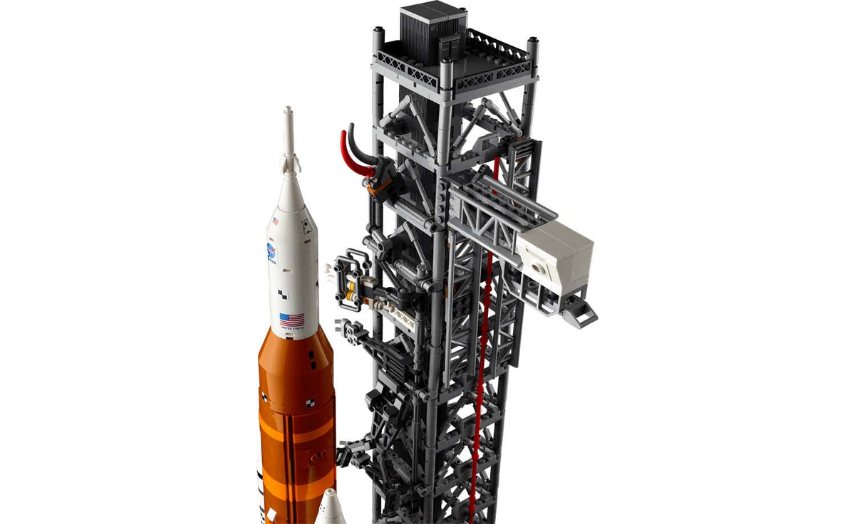 LEGO ICONS NASA Artemis Space Launch System Set 10341