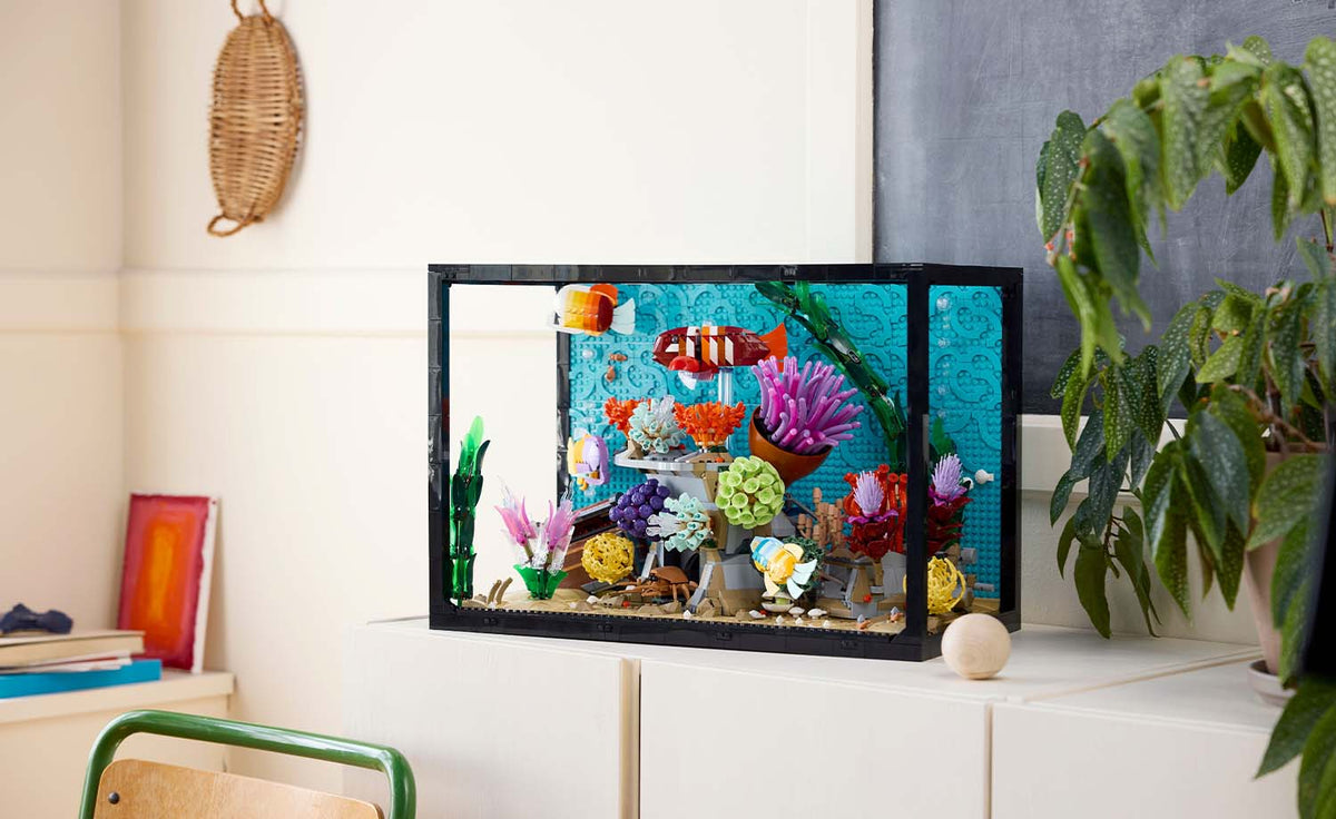 LEGO ICONS Tropical Aquarium Set 10366