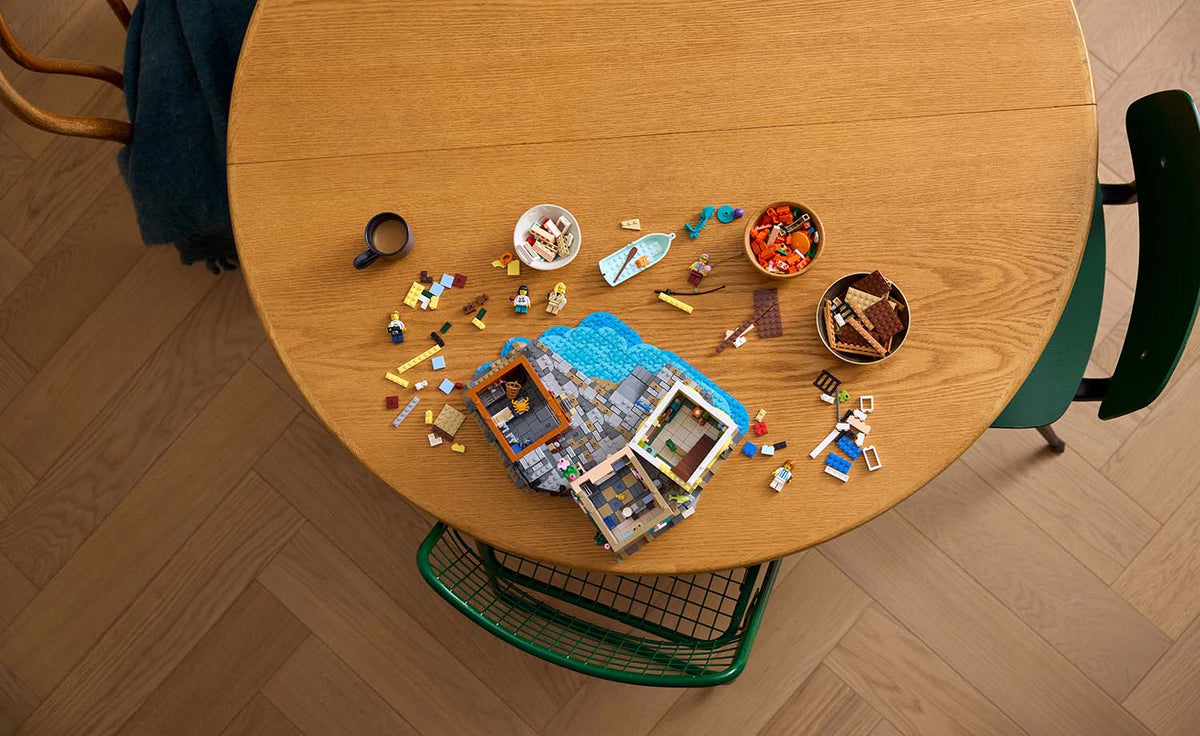 LEGO Ideas Italian Riviera Set 21359