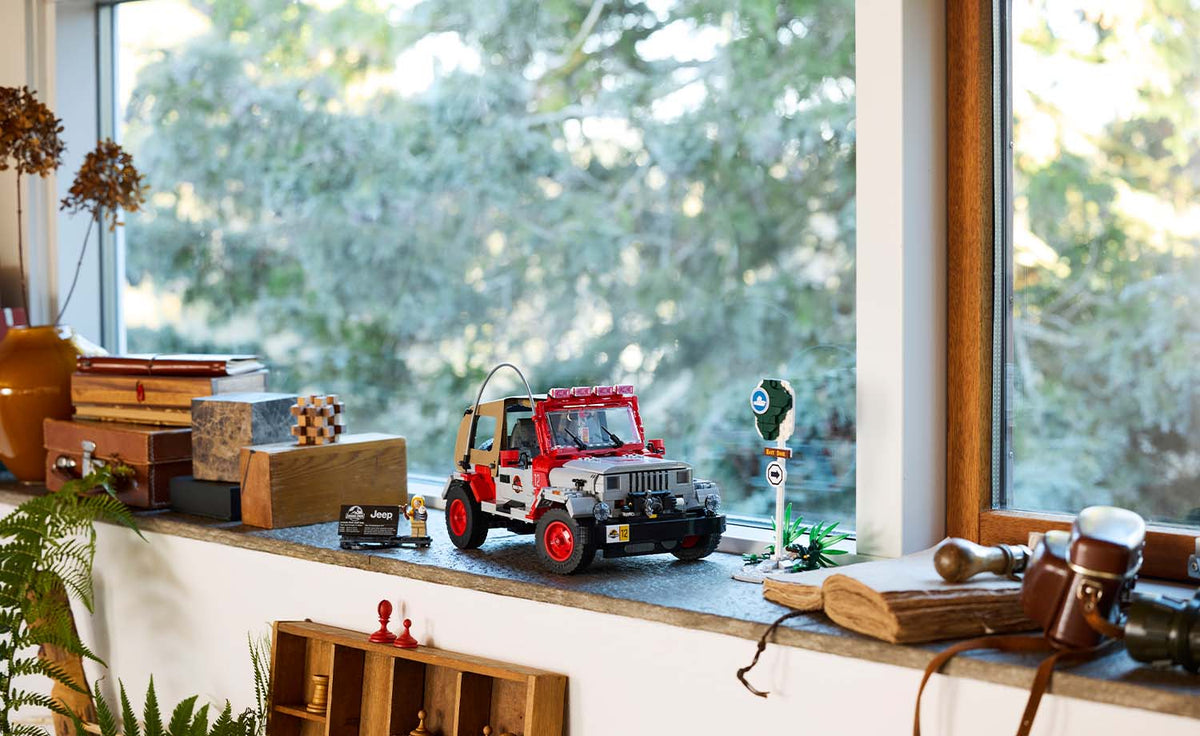 LEGO Jurassic World Jurassic Park Jeep Wrangler Set 77984