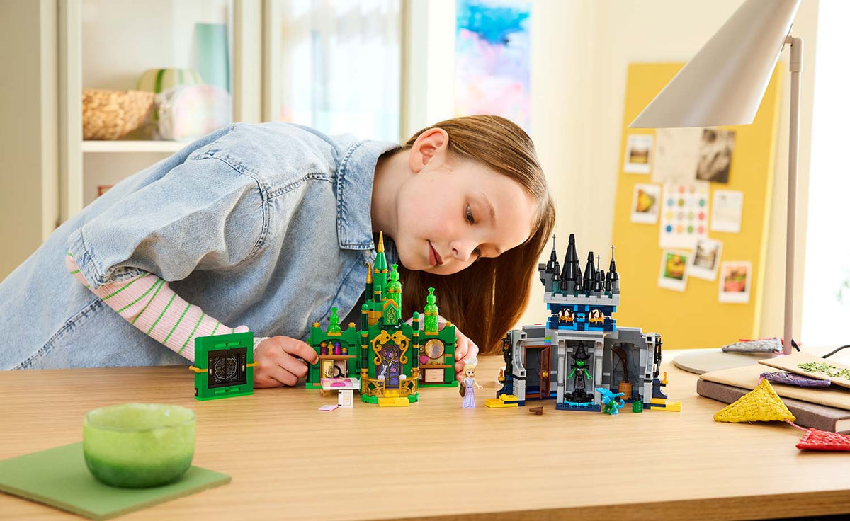 LEGO Wicked Emerald City & Kiamo Ko Castle Set 75689